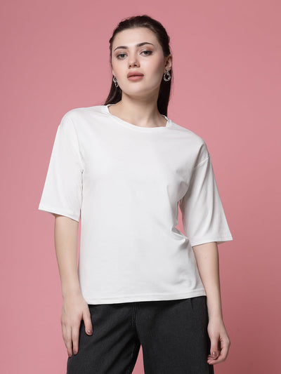 Solid white T-shirt, round neck, short sleeves, regular fit, imported Tencel fabric.