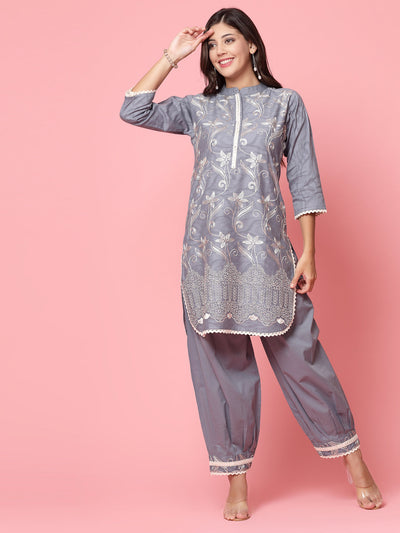 Women embroidered kurta with Afghani pants set, three-quarter sleeves, and mandarin collar.