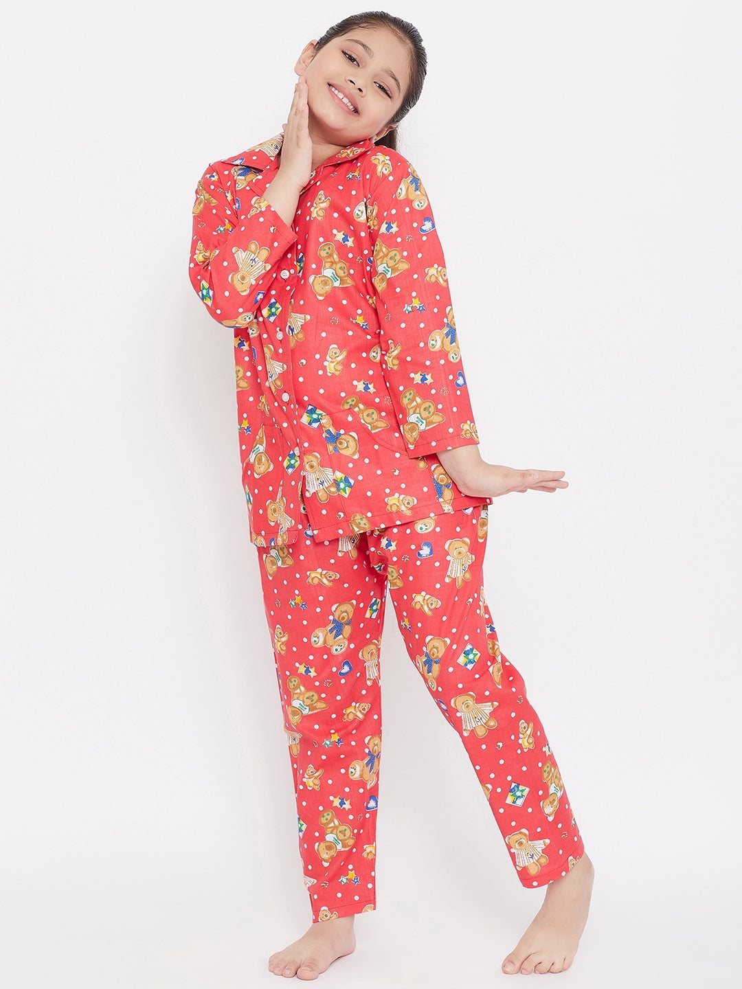 Red and green printed rayon nightsuit for kids.